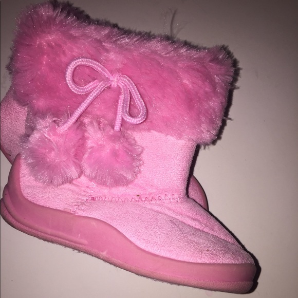 A toddler size 5 shoe bundle - Picture 8 of 16